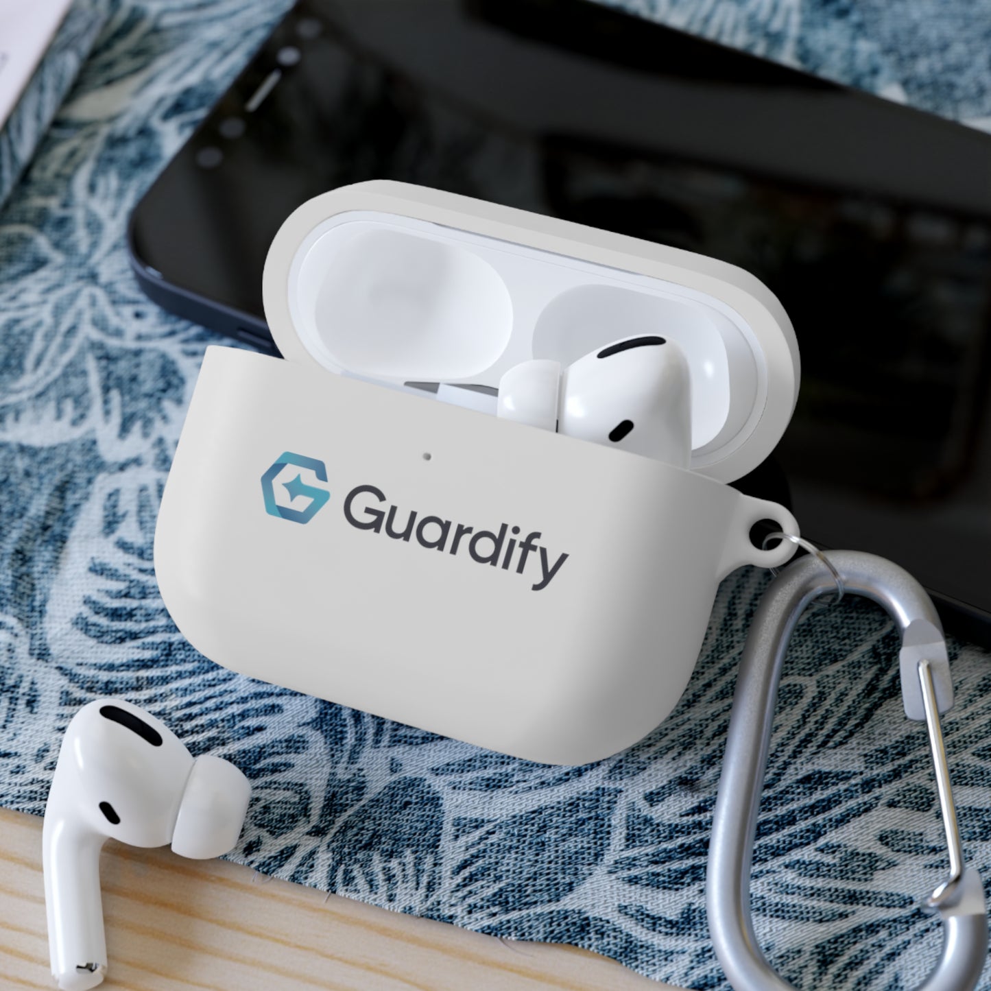 White - AirPods and AirPods Pro Case Cover